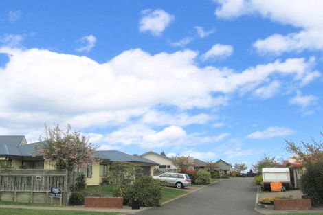 Photo of property in 2/45 Kiddle Drive, Hilltop, Taupo, 3330