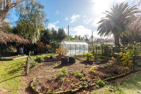 Photo of property in 36 Riverdale Road, Dannevirke, 4930