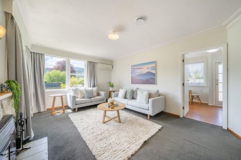 Photo of property in 16 Ruru Crescent, Heretaunga, Upper Hutt, 5018