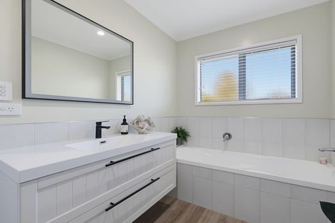 Photo of property in 9 Edgehaven Lane, Te Teko, Whakatane, 3193