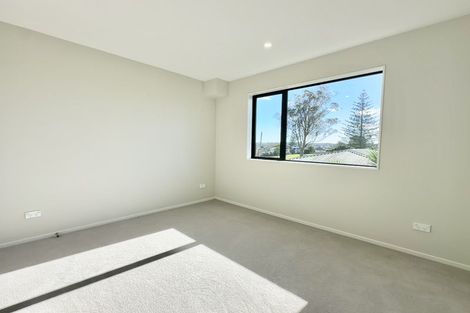 Photo of property in 5/644 Te Atatu Road, Te Atatu Peninsula, Auckland, 0610