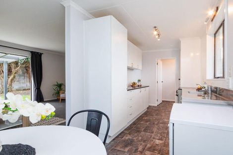 Photo of property in 60b Rhodes Drive, Kelvin Grove, Palmerston North, 4414