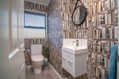 Photo of property in 4 Rimu Terrace, Waikawa, Picton, 7220