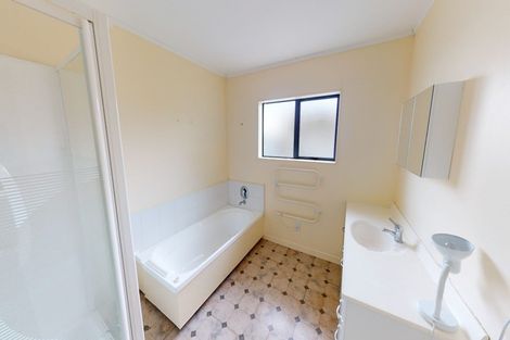 Photo of property in 18 Holdsworth Drive, Otamatea, Whanganui, 4500