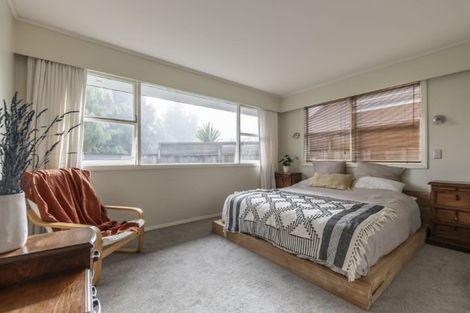 Photo of property in 14 Gerrand Place, Chedworth, Hamilton, 3210