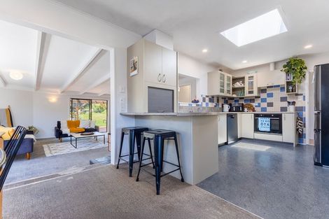 Photo of property in 21 Dale Road, Raumati South, Paraparaumu, 5032