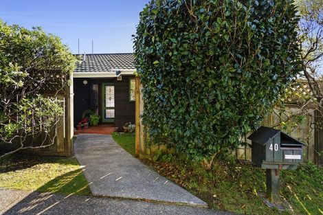 Photo of property in 40 Woodman Drive, Tawa, Wellington, 5028
