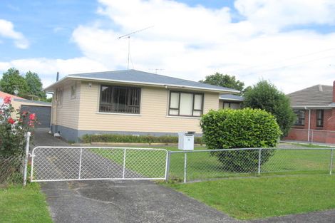 Photo of property in 4 Orchard Rise, Rosehill, Papakura, 2113