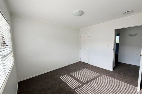Photo of property in 13 Jenanne Place, Totara Vale, Auckland, 0629