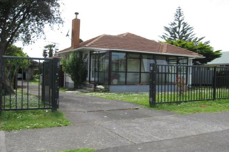 Photo of property in 10 Friesian Drive, Mangere, Auckland, 2022