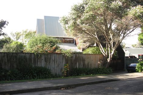 Photo of property in 21 Allen Road, Raumati Beach, Paraparaumu, 5032