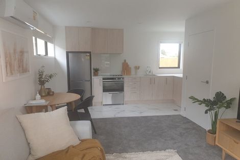 Photo of property in 8/87 Taikata Road, Te Atatu Peninsula, Auckland, 0610