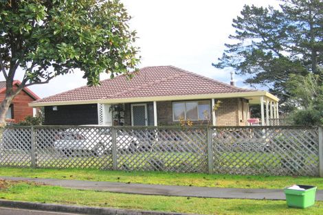 Photo of property in 6 Nedlands Place, Burswood, Auckland, 2013