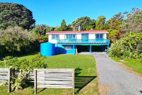 Photo of property in 24 Koutu Beach Road, Opononi, Kaikohe, 0473