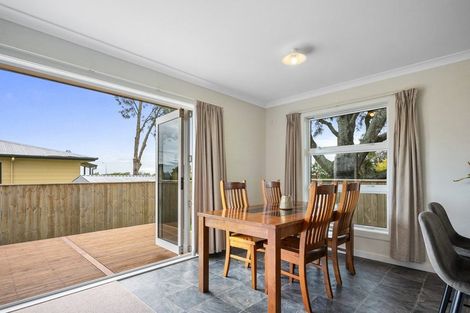 Photo of property in 3b Upham Terrace, Roslyn, Palmerston North, 4414