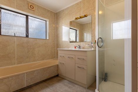 Photo of property in 13a Hadfield Place, Paraparaumu Beach, Paraparaumu, 5032