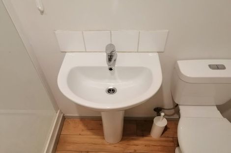 Photo of property in 2/21 Gloaming Place, Conifer Grove, Takanini, 2112