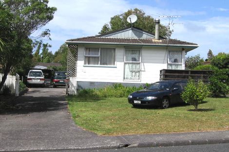 Photo of property in 53 Thornlow Street, Glendene, Auckland, 0602