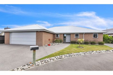 Photo of property in 25 Lancewood Way, Rangiora, 7400