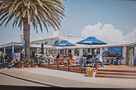 Photo of property in 1 Pinedale Crescent, Riversdale Beach, Masterton, 5872