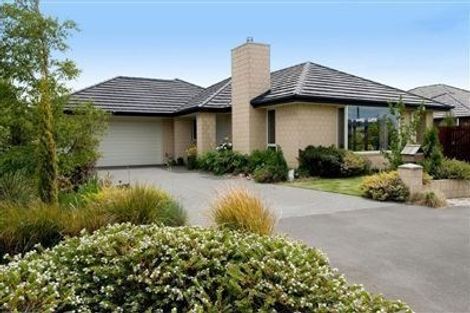 Photo of property in 3 Cassinia Gardens, Aidanfield, Christchurch, 8025