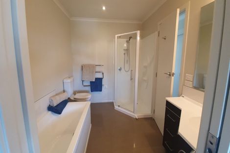 Photo of property in The Strand, 4/16 Ronald Street, Strandon, New Plymouth, 4312