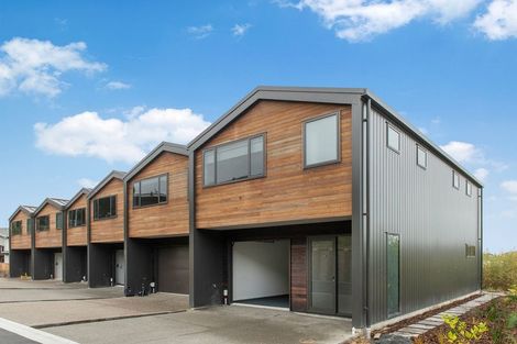 Photo of property in 1 Blenheim Place, Judea, 3110