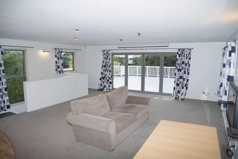 Photo of property in 11 Hicks Crescent, Waikanae Beach, Waikanae, 5036