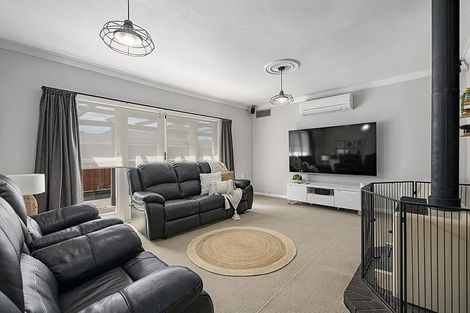 Photo of property in 27 Bristol Street, Trentham, Upper Hutt, 5018