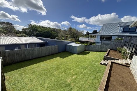 Photo of property in 16 Camellia Avenue, Bell Block, New Plymouth, 4312