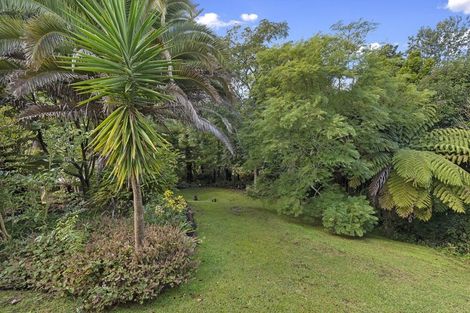 Photo of property in 1/6 Bronwyn Place, Torbay, Auckland, 0630