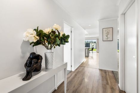 Photo of property in 9 Kingsdowne Drive, West Melton, 7618