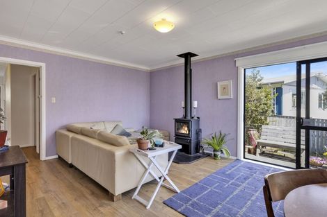 Photo of property in 46 Kaitawa Crescent, Paraparaumu, 5032