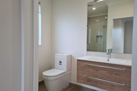 Photo of property in 8 Koral Lane, Broomfield, Christchurch, 8042