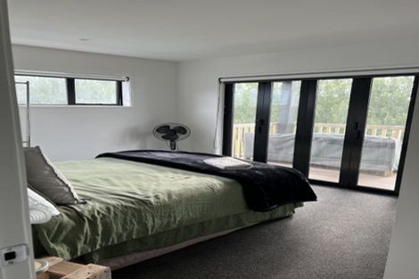 Photo of property in 35 Vogwill Road, Kumeu, 0810