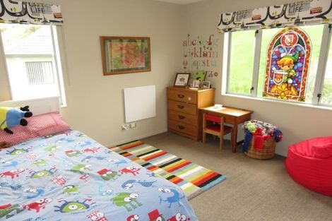 Photo of property in 71 Amesbury Drive, Churton Park, Wellington, 6037