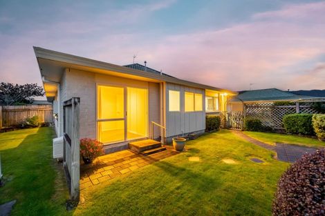 Photo of property in Kowhai Court, 9/17 John Street, Trentham, Upper Hutt, 5018