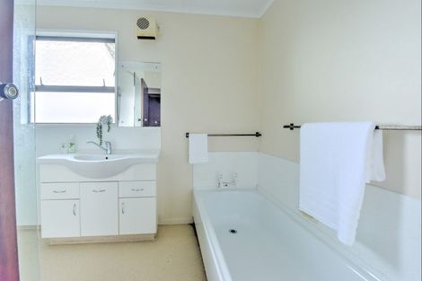 Photo of property in 9a Eccles Street, Gore, 9710