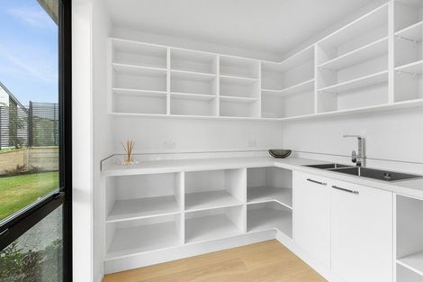 Photo of property in 18 Evergreen Parade, Rosehill, Papakura, 2113