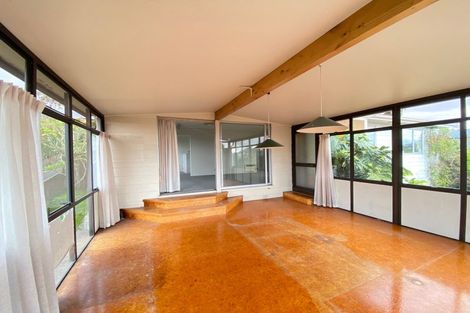 Photo of property in 124 Awaruku Road, Torbay, Auckland, 0630