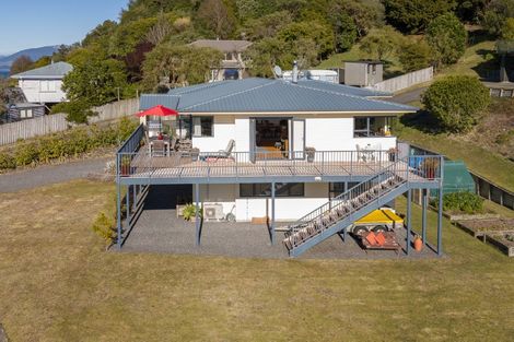 Photo of property in 33 Turangitukua Terrace, Kuratau, Turangi, 3381