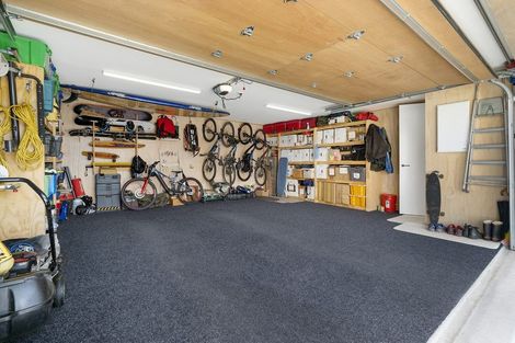 Photo of property in 38 Stackbrae Avenue, Wanaka, 9305