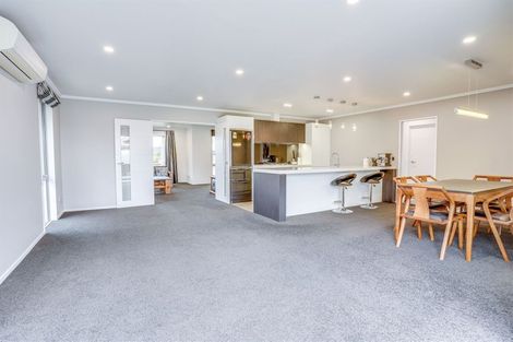 Photo of property in 5 Handley Crescent, Wigram, Christchurch, 8042