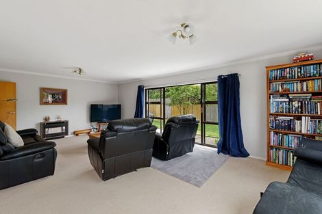 Photo of property in 141 Belvedere Avenue, Waikanae, 5036
