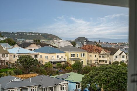 Photo of property in 73 Hataitai Road, Hataitai, Wellington, 6021