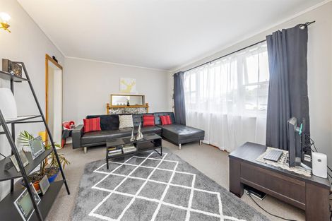 Photo of property in 20 Brightwell Street, Papakura, 2110