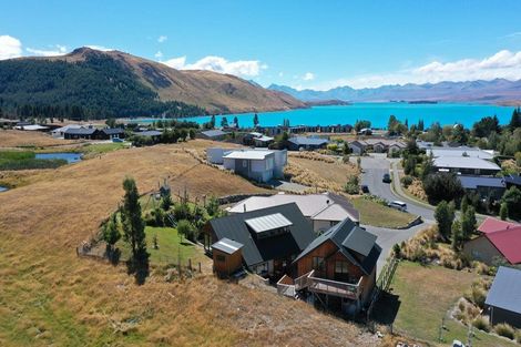 Photo of property in 1 Sams Place, Lake Tekapo, 7999