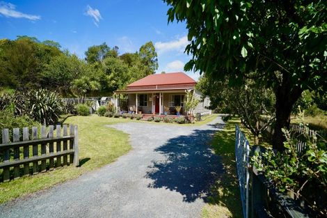Photo of property in 915 Waiwhero Road, Ngatimoti, Motueka, 7196