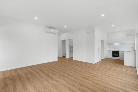 Photo of property in 1/28 Northcote Road, Northcote, Christchurch, 8052