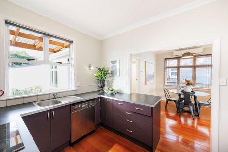 Photo of property in 301 Botanical Road, West End, Palmerston North, 4412